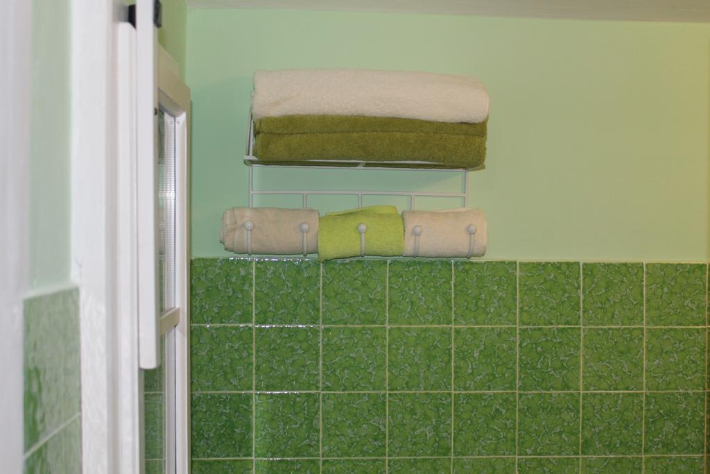 B&B Il Poggetto Serra SantʼAbbondio 客房 照片
